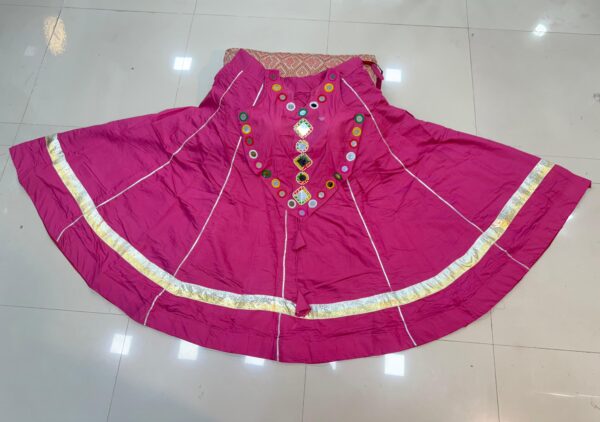 blouse and chaniya - Image 3